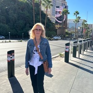 Meet your Posher, Beth